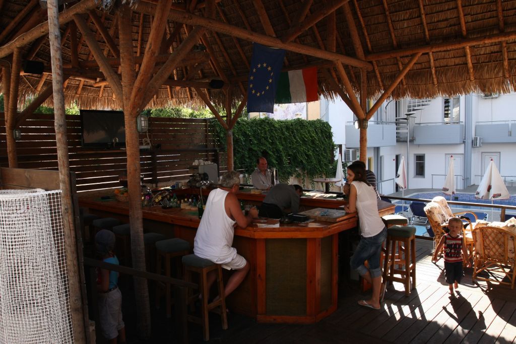 Simple Hotel Hersonissos Sun Bagian luar foto