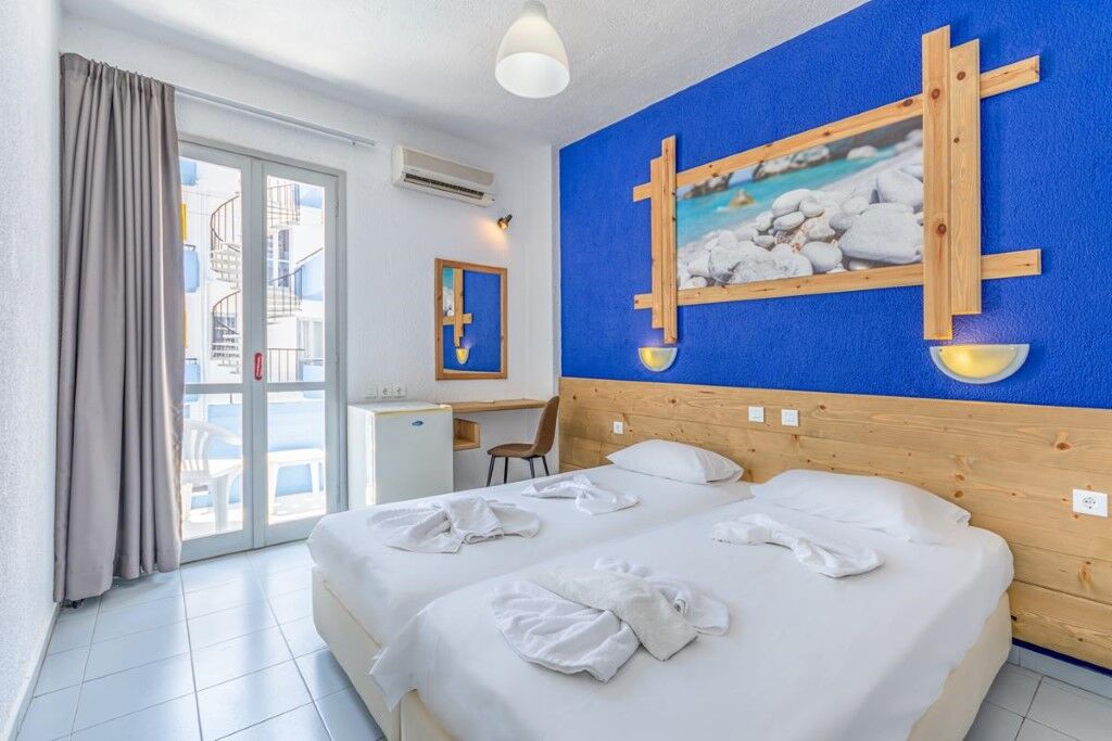 Simple Hotel Hersonissos Sun Bagian luar foto
