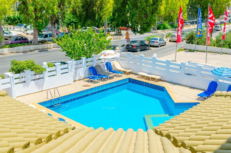 Simple Hotel Hersonissos Sun Bagian luar foto